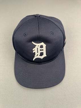 OC Sports Detroit Tigers Youth Adjustable Baseball Hat Cap Navy Blue